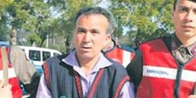 Hayatını kurtaran eşini kesti!