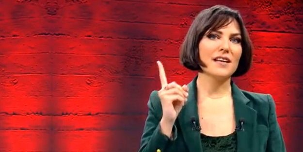 Eşit koşullarla girilen sınav neden tepki çeker ki? Çocuklara MEB onaylı masal anlatan Ece Üner, büyüklere de masal anlatmaya kalkıştı