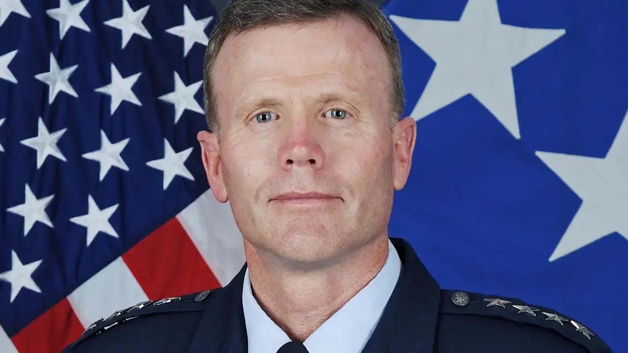 Eski Amerikalı general: Amerika, YPG ile olan ilişkileri gözden geçirebilir