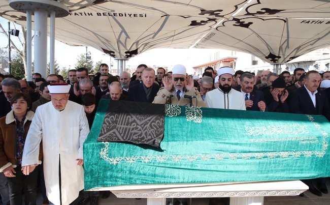 Eski Bakan Akif Çağatay Kılıç’ın acı günü