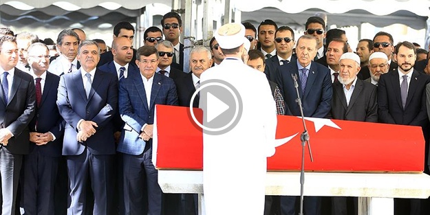 Eski Bakan Unakıtan son yolculuğuna uğurlandı