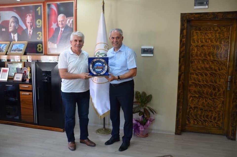 Eski Belediye Başkanı Sakallı’dan Başkan Yaman’a ziyaret 