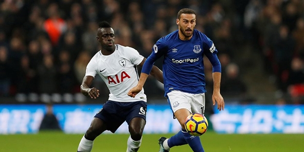 John Benjamin Toshack'tan şok sözler! 'Cenk Tosun'un başarılı olmasını istemem'