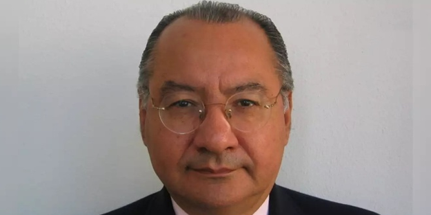 Eski büyükelçi casusluk iddiasıyla gözaltına alındı!