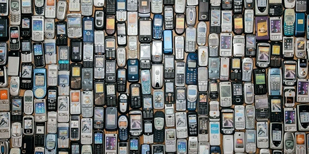 Eski cep telefonunu saklayanlar yaşadı! 37 bin liraya...