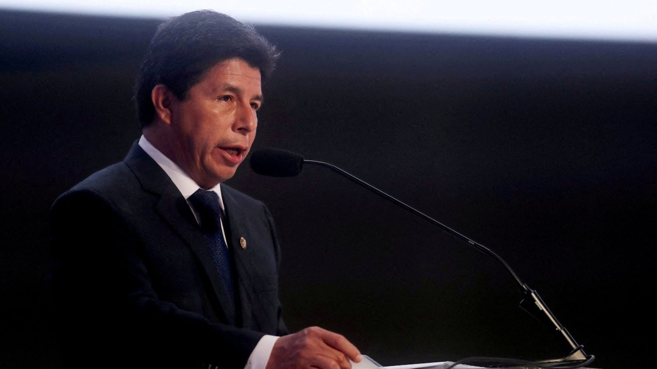 Eski Cumhurbaşkanı hastaneye kaldırıldı!