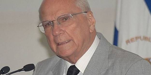 Eski devlet başkanı hayatını kaybetti! Ülkesinin tarihine yön vermişti