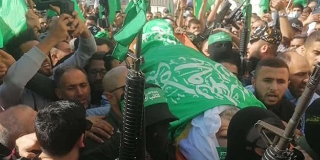 Eski Filistin Esirler Bakanı Vasfi Kabha ebediyete uğurlandı