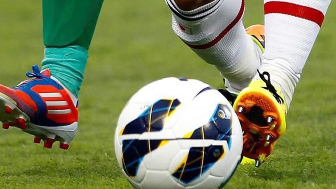 Eski futbolcu otel odasında ölü bulundu!