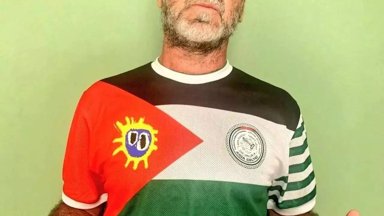 Eski futbolcudan Filistin için forma kampanyası