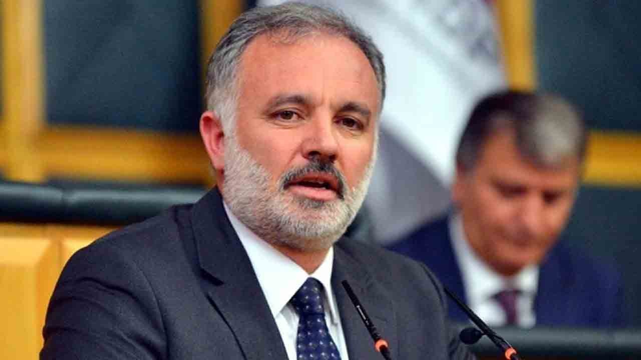 Eski HDP’li Ayhan Bilgen de CHP’deki kepazeliğe dayanamadı! "Partileri şirket gibi yönetmenin bile bir ölçüsü olur!"
