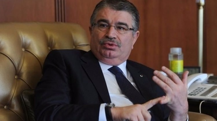 Eski İçişleri Bakanı İdris Naim Şahin komisyona gitmedi!