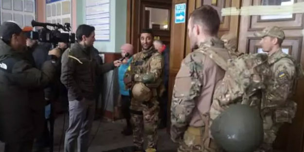 Eski İngiliz asker savaşmak için Ukrayna'da