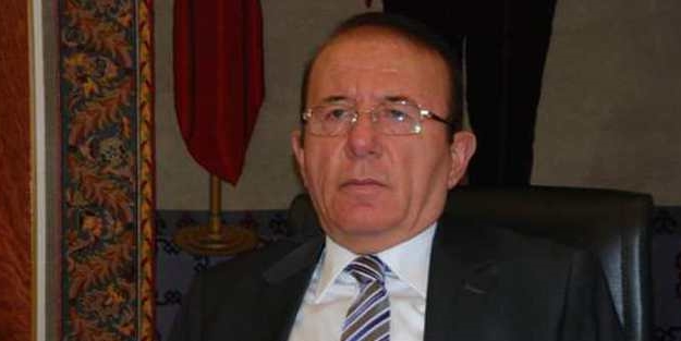 Eski Isparta Valisi FETÖ'den tutuklandı