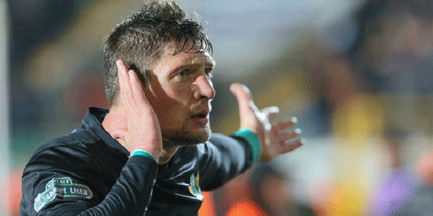 Eski Karabüksporlu futbolcudan Fenerbahçe çıkışı!