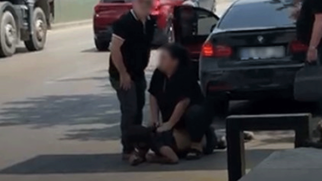 Eski kocasına cadde ortasında meydan dayağı çekti! O anlar kamerada