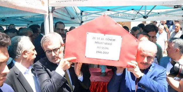 Eski milletvekili Ali Sezal toprağa verildi
