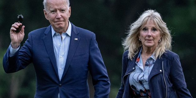 Eski modayı takip ediyor: Biden'ın eşi coronavirüse yakalandı