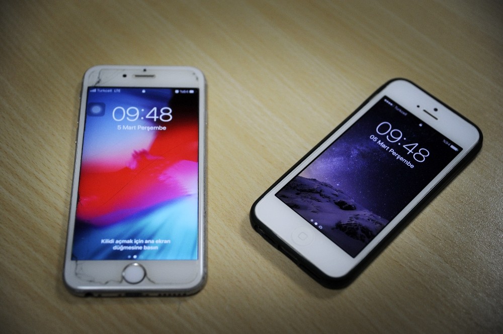 Eski model Iphone kullanıcıları performans yavaşlamasından şikayetçi 