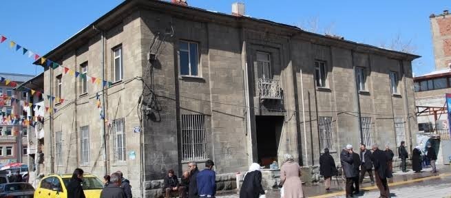 Eski Tekel binası ‘Kültür Evi’ oluyor 