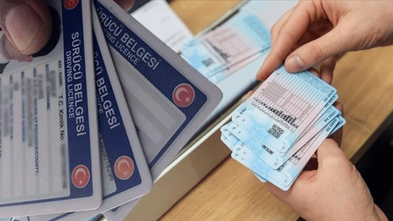 Eski tip sürücü belgesi olanlar dikkat! Süre yarın sona eriyor