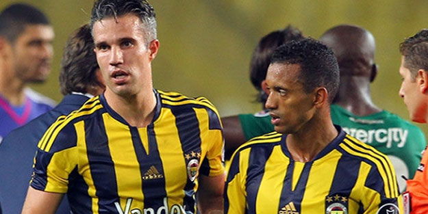 Eski yıldız böyle seslendi: Fenerbahçe'den haber bekliyorum