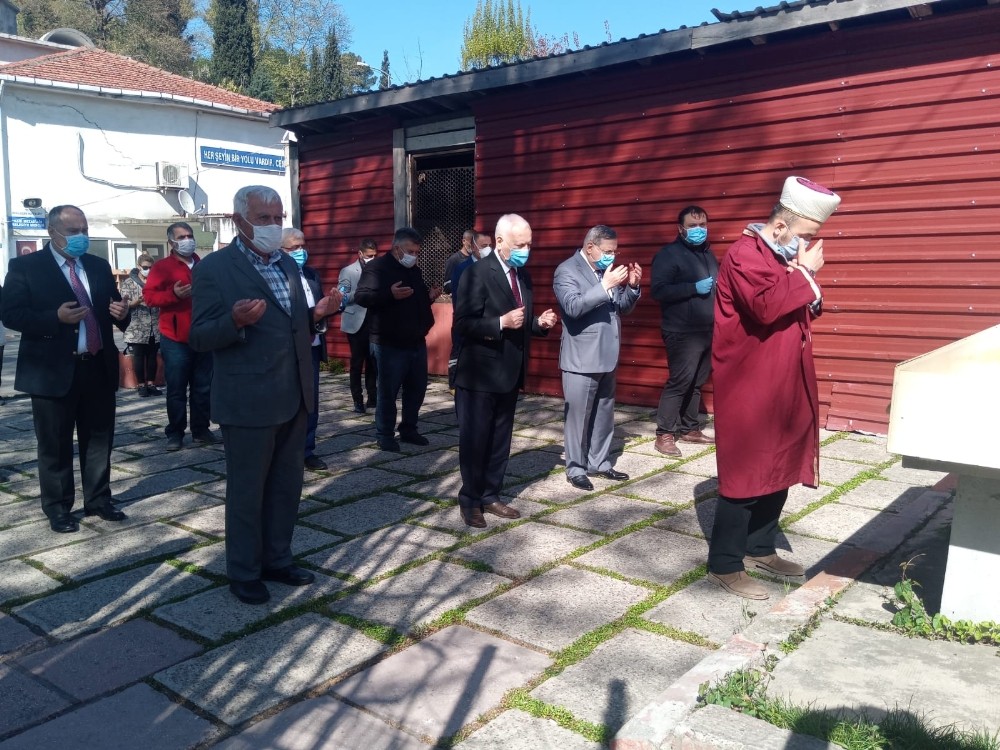 Eski Zonguldak Milletvekili Haberal akrabasının cenazesine katıldı 