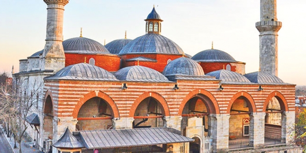 Eski Cami 600 yaşında