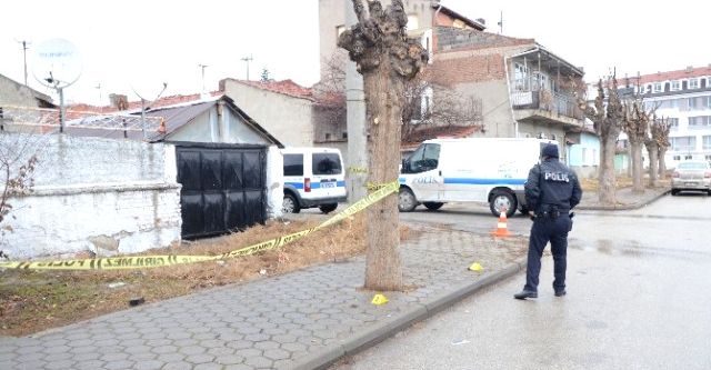 Eskişehir’de silahlı kavga: 2 yaralı