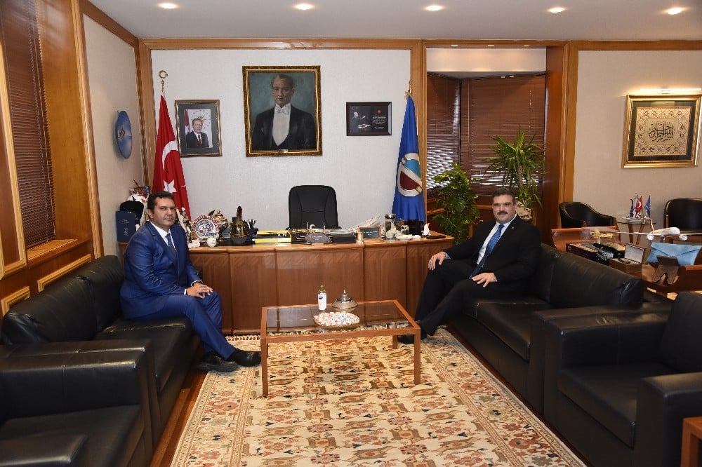Eskişehir İl Sağlık Müdürü Doç. Dr. Bilge’den Rektör Çomaklı’ya ziyaret 