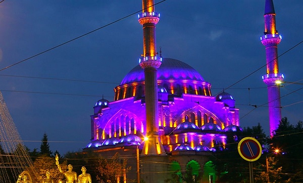 Eskişehir ilk teravih saat kaçta? Eskişehir namaz vakitleri! 1 Nisan Eskişehir yatsı kaçta okunuyor?