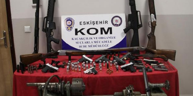 Eskişehir'de kaçak silah operasyonu: 7 gözaltı