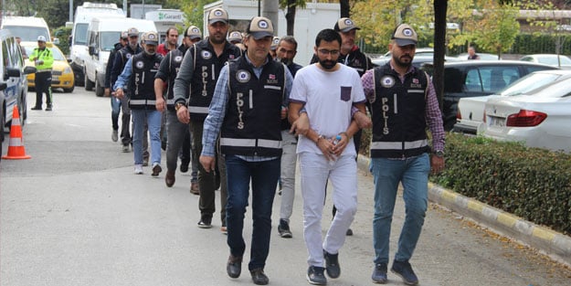 Eskişehir'de kaçak silah operasyonu! 7 gözaltı