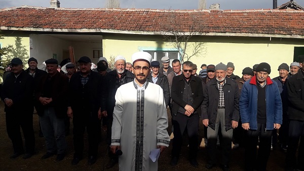 Eskişehir'de köylüler yağmur duasına çıktı