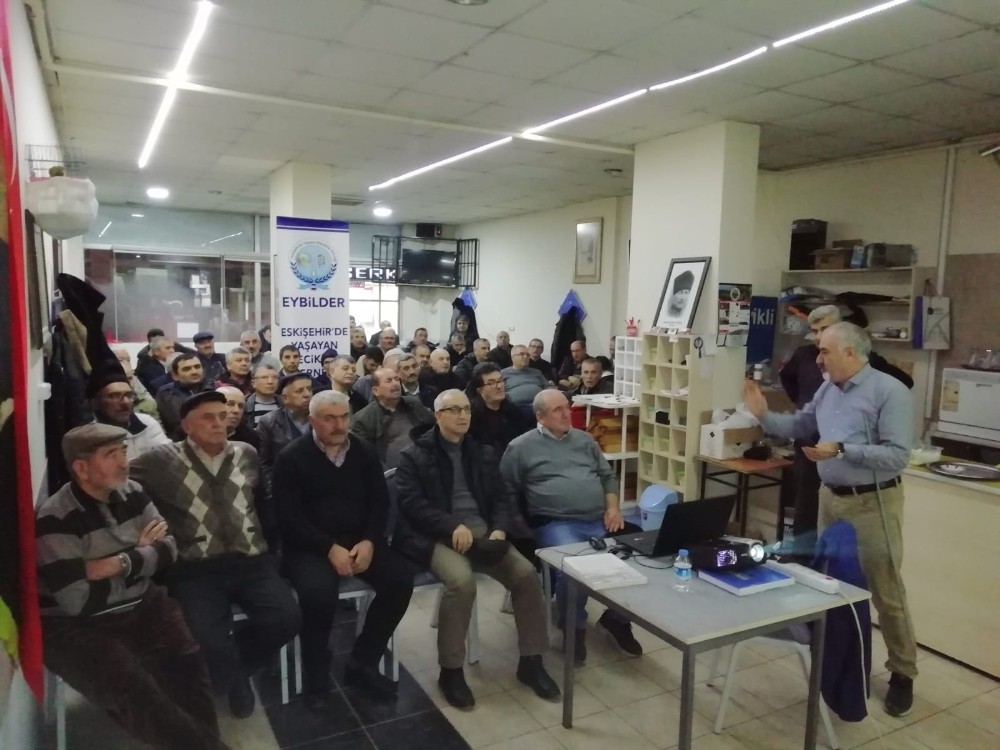 Eskişehir’de meyve ağacı budama ve meyve ağaçlarına aşı kursu 