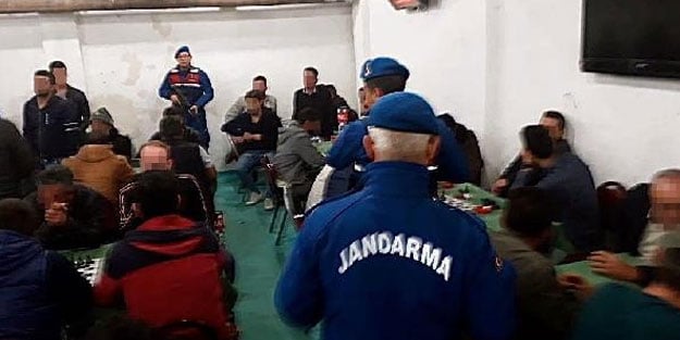 Eskişehir'de tavuk çiftliğine kumar baskını