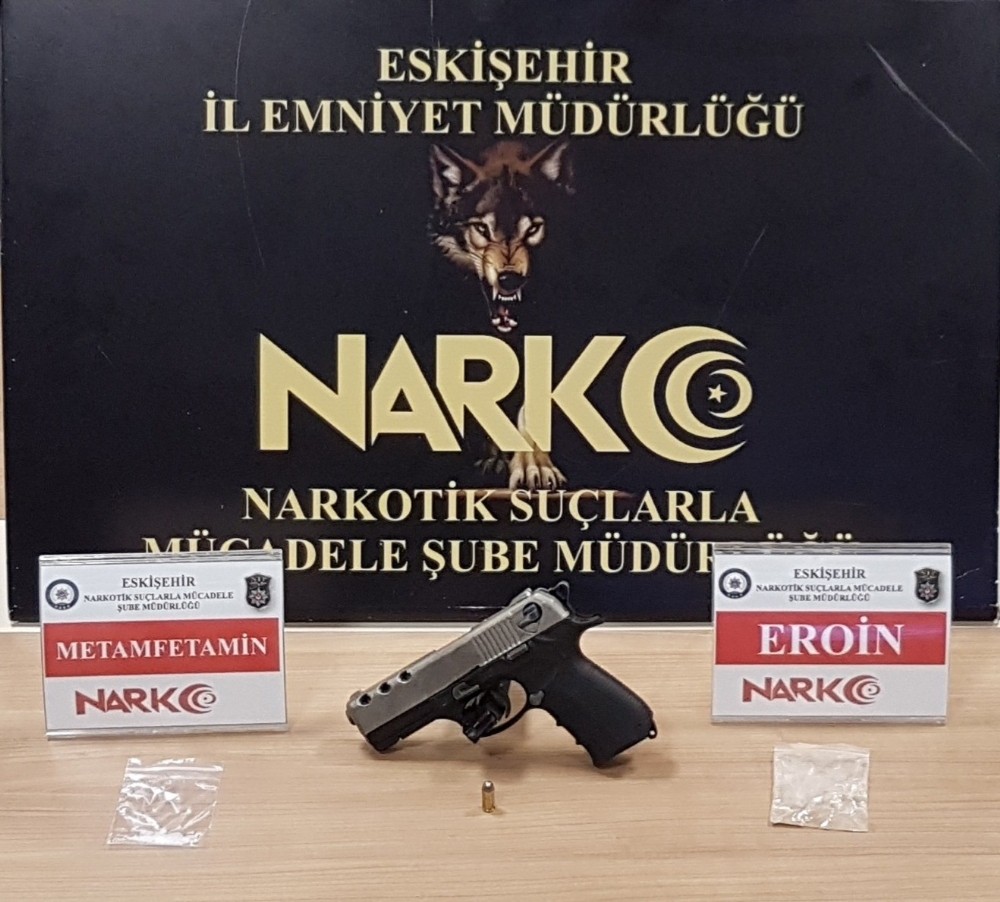 Eskişehir’de uyuşturucu operasyonu: 2 gözaltı 