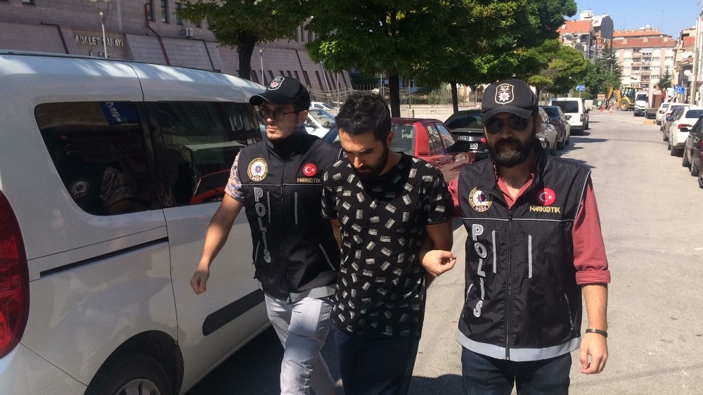 Eskişehir’de uyuşturucu şüphelisi adliyeye sevk edildi 