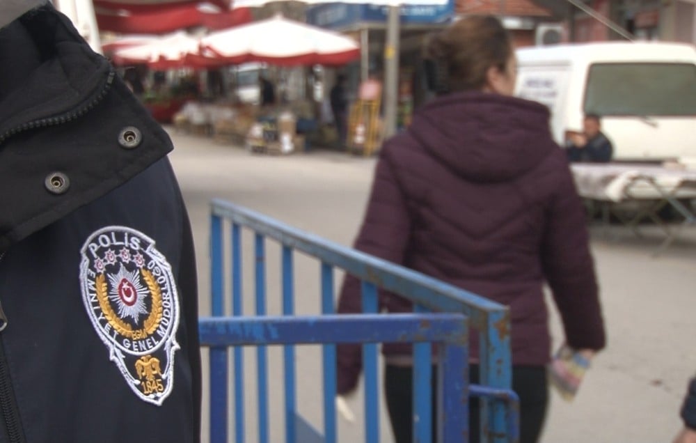 Eskişehir’de virüs yasağı dinlemeyen şahıslara ceza 