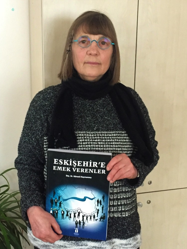‘Eskişehir’e Emek Verenler’ kitabı yayınlandı 