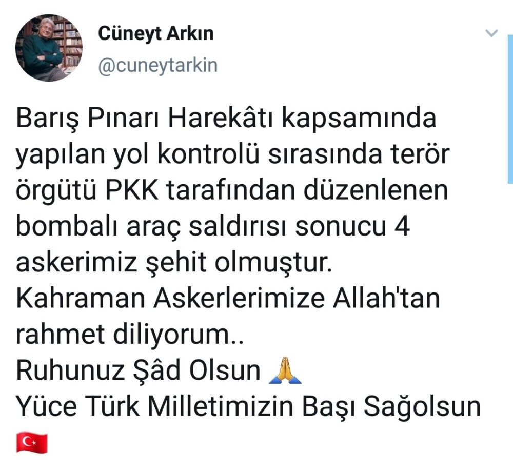 Eskişehirli sanatçı Cüneyt Arkın şehitlere rahmet diledi. 