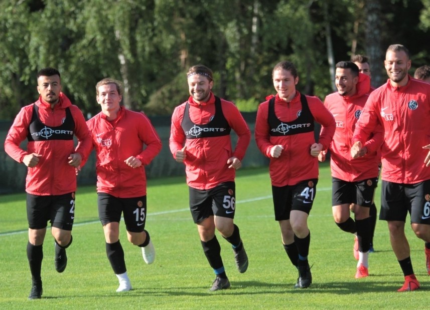 Eskişehirspor yeni sezon hazırlıklarını sürdürüyor 
