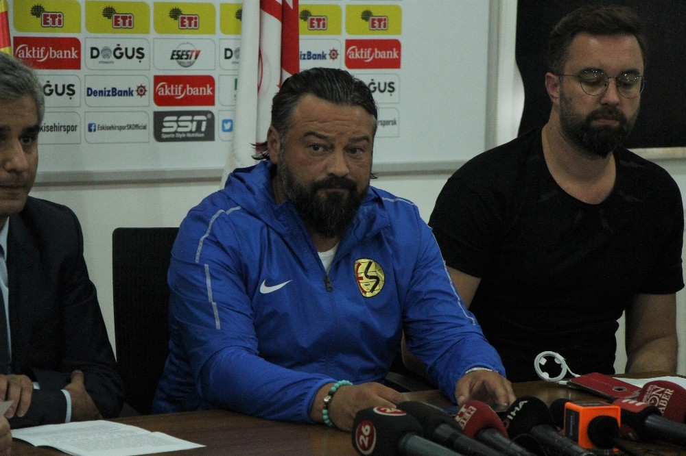 Eskişehirspor’da kara bulutlar dağılmıyor 