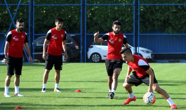 Eskişehirspor'da Mersin İdmanyurdu maçı hazırlıklarına başladı