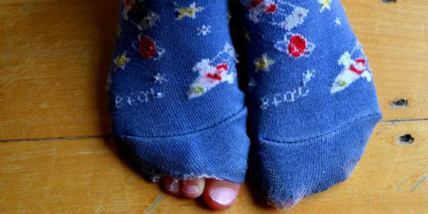 Eskiyen çoraplarınızı sakın çöpe atmayın neden mi?