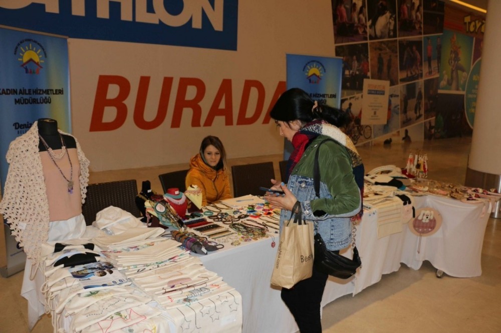 ESMEK’ten “Sevgi Çarşısı” 