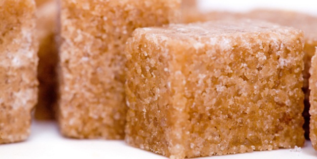 Esmer şekere nane yağı damlatırsanız...