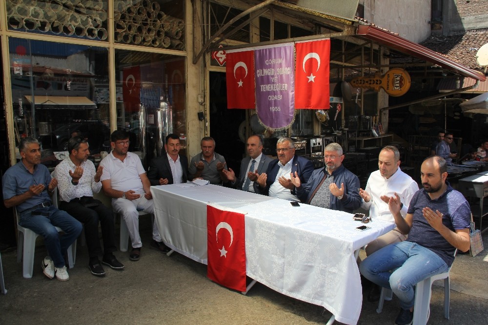 Esnaf asırlık ahi geleneğinde buluştu 