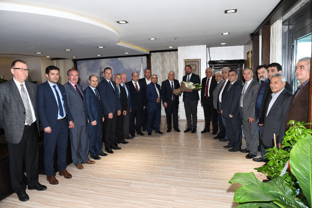 Esnaf birliğinden Gümrükçü’ye tam destek 