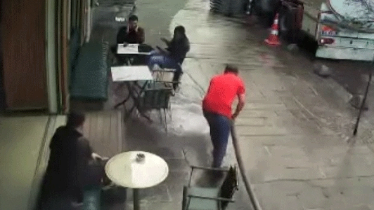 Şov pahalıya patladı: Esnaf hortumun azizliğine uğradı!